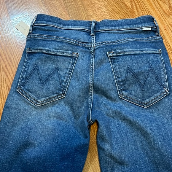 MOTHER The Insider Crop Step Fray Size 28 NWT - Picture 15 of 15